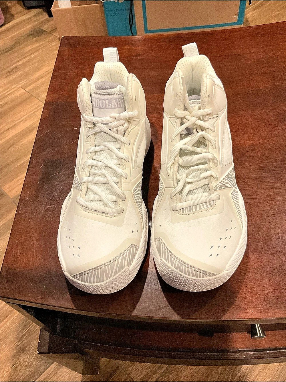 Moolah Press Break White Athletic Shoes US 5.5